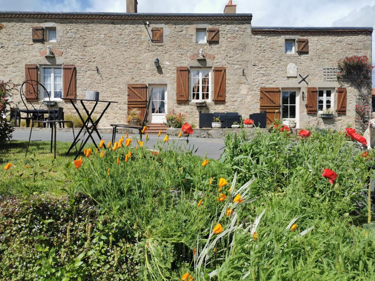 Au Coeur De La Nature Saint-Malo-du-Bois Екстер'єр фото